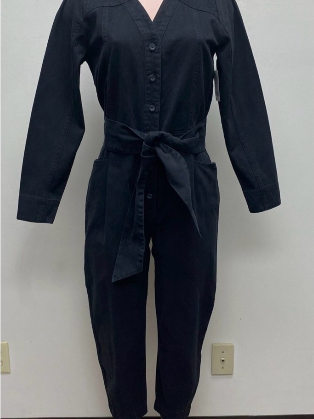 Joie, Black Tie-Waist Jumpsuit - Women Pants & Jumpsuits. Size 10